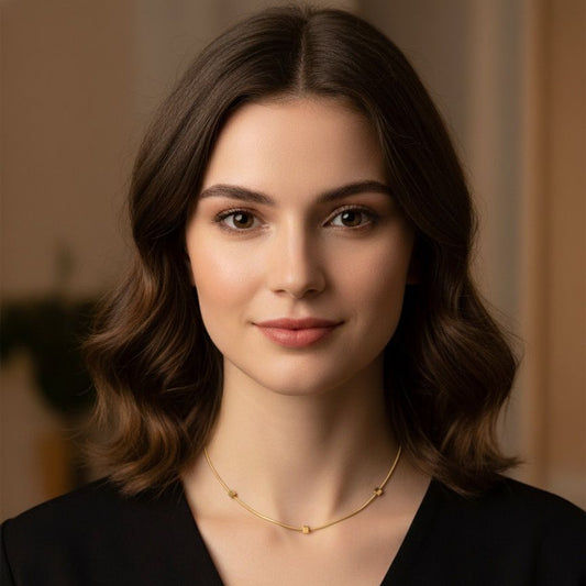 golden minimal curve necklace