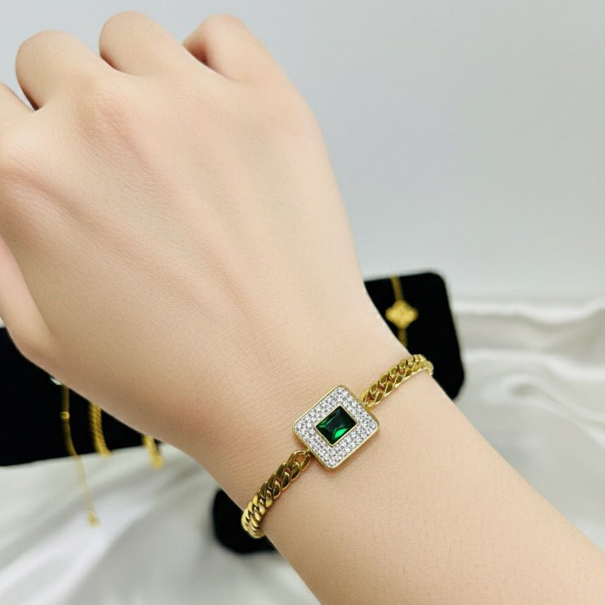 emerald noir bracelet